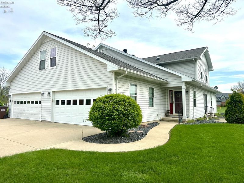 503 Elise Lane, Gibsonburg, OH 43431 Photo 1