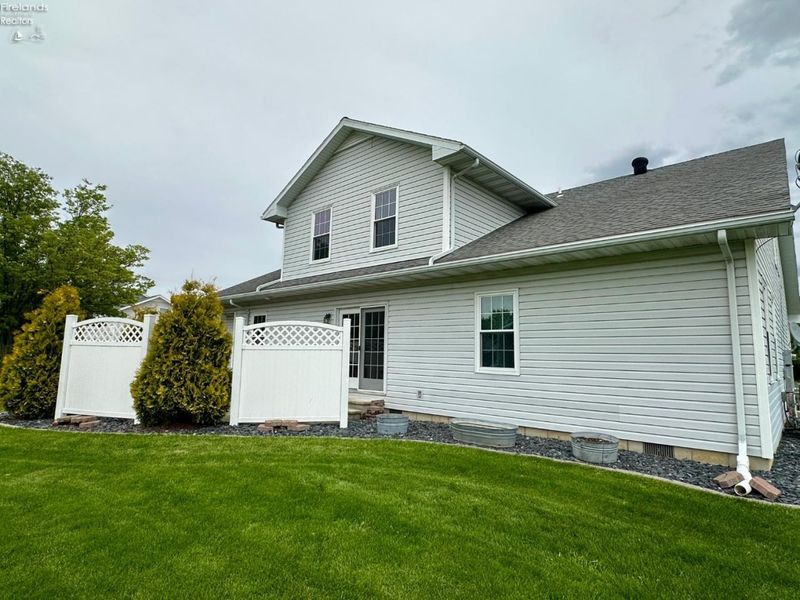503 Elise Lane, Gibsonburg, OH 43431 Photo 4