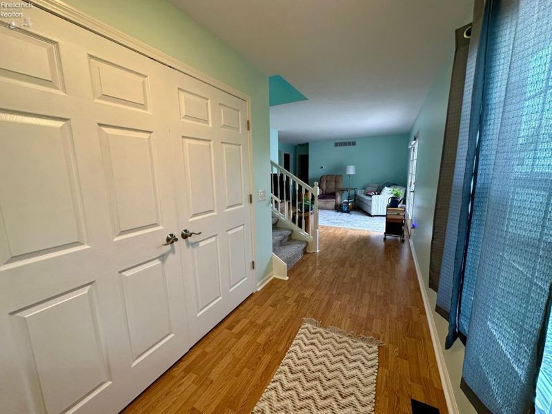 503 Elise Lane, Gibsonburg, OH 43431 Photo 7