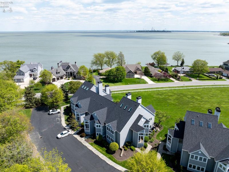 10961 N Bay Point Drive, Unit 108, Marblehead, OH 43440 Photo 35