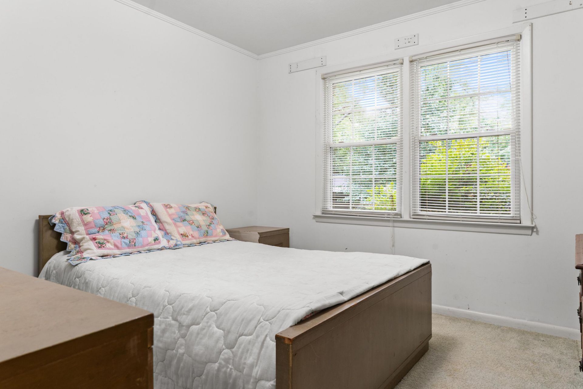 2753 Hillcrest Avenue Photo 28
