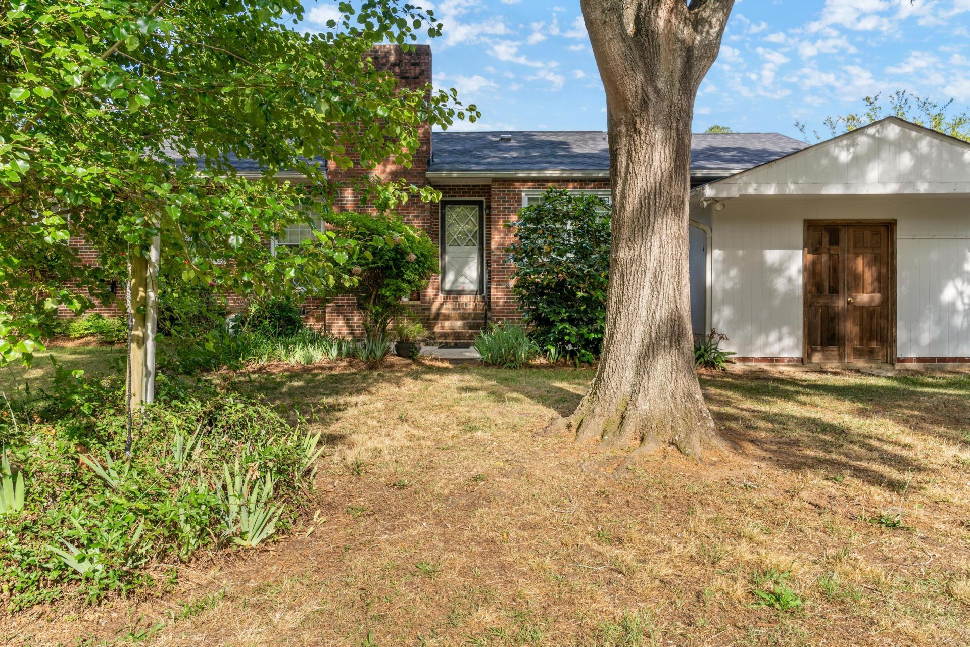 2753 Hillcrest Avenue Photo 33