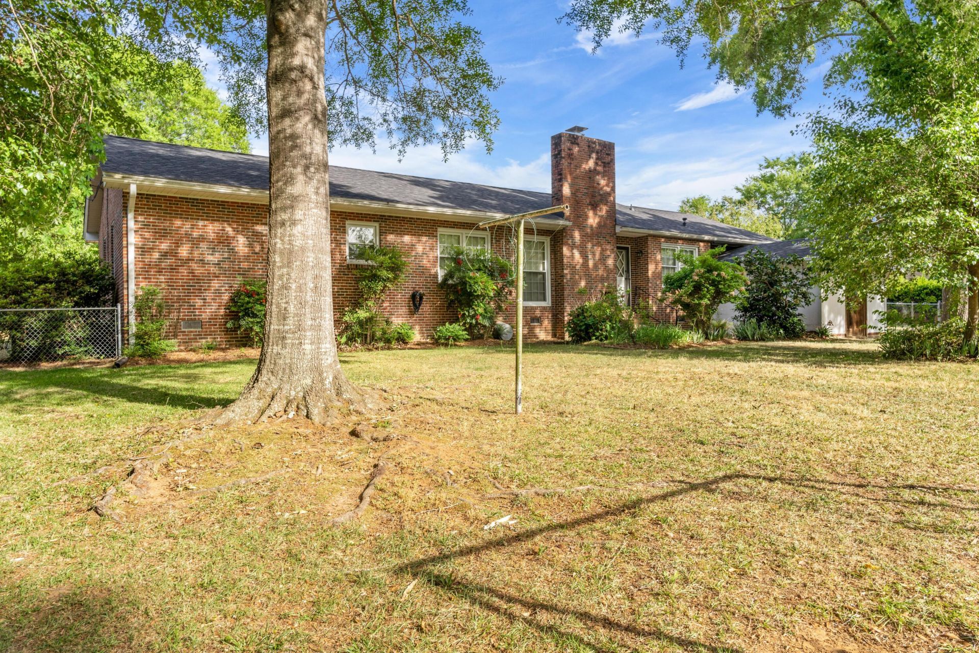 2753 Hillcrest Avenue Photo 39