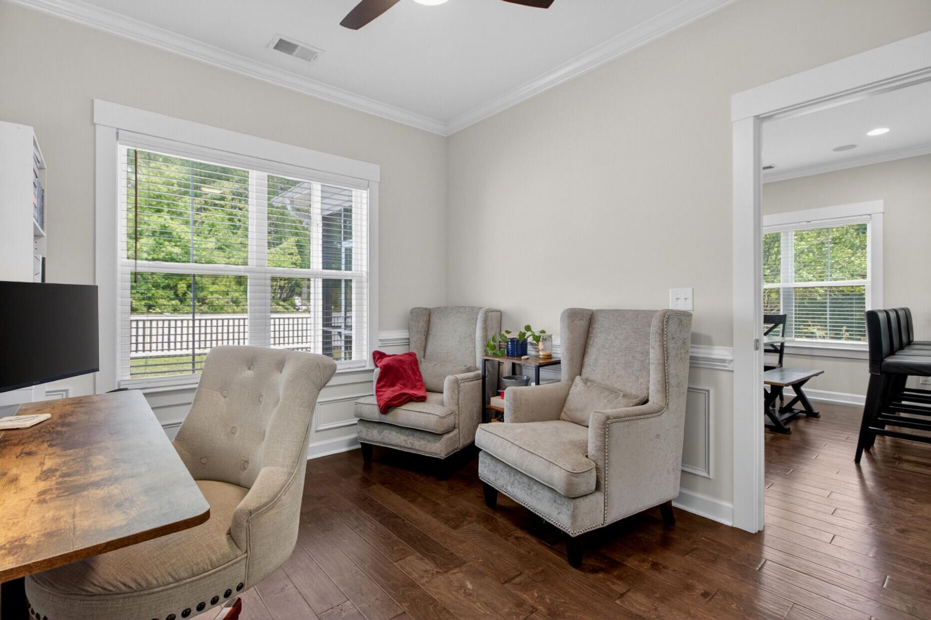2302 Town Woods Road Photo 12