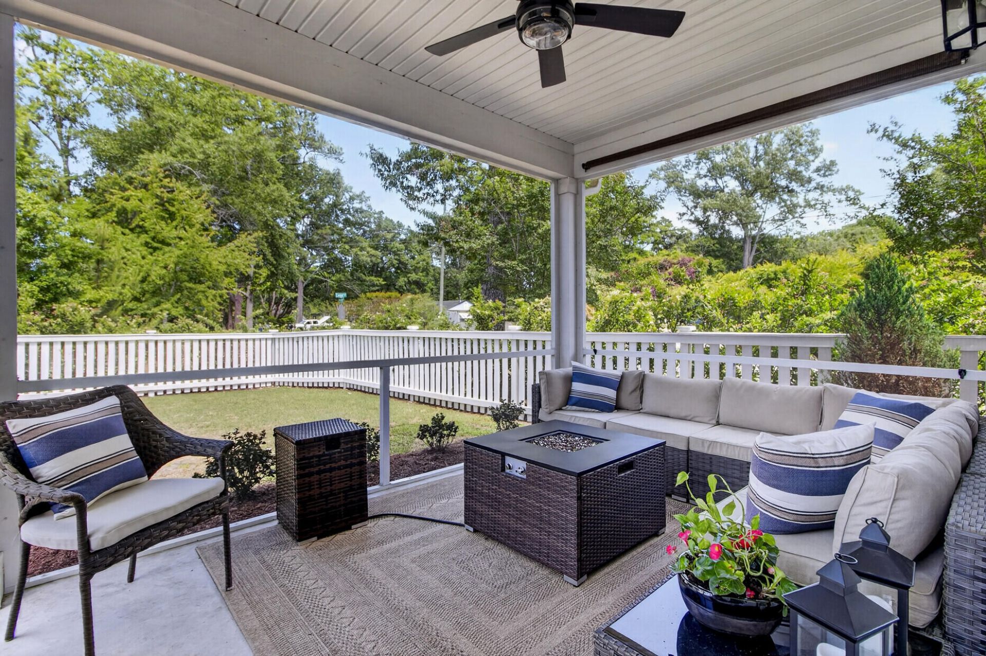 2302 Town Woods Road Photo 14