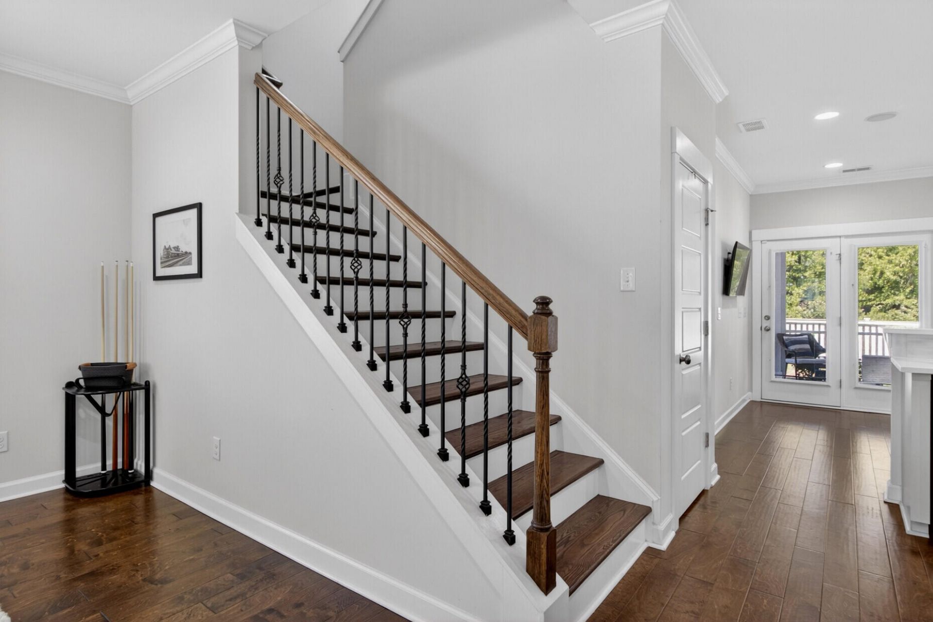 2302 Town Woods Road Photo 18