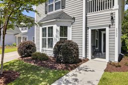 2302 Town Woods Road photo 4