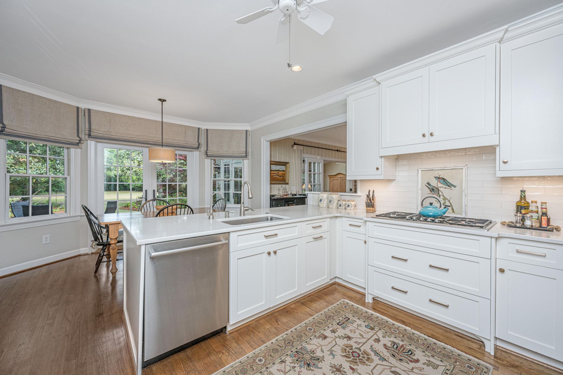 728 Creekside Drive Photo 13
