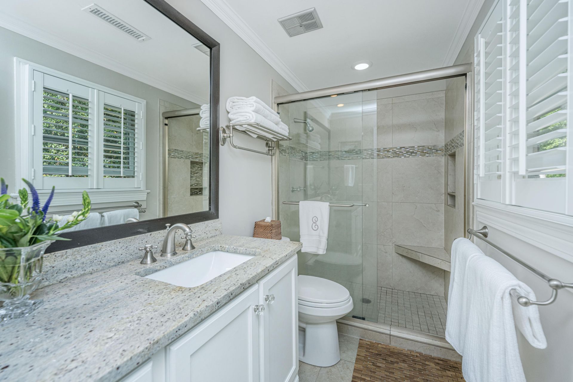 728 Creekside Drive Photo 29