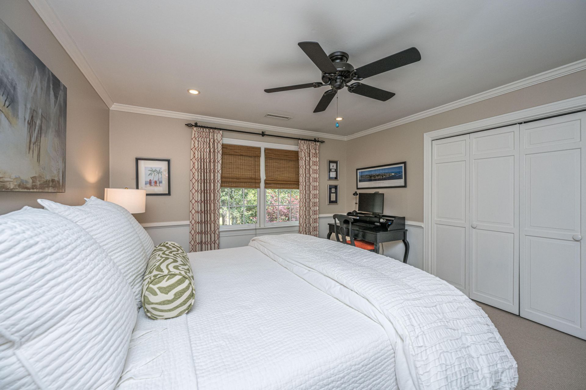 728 Creekside Drive Photo 31