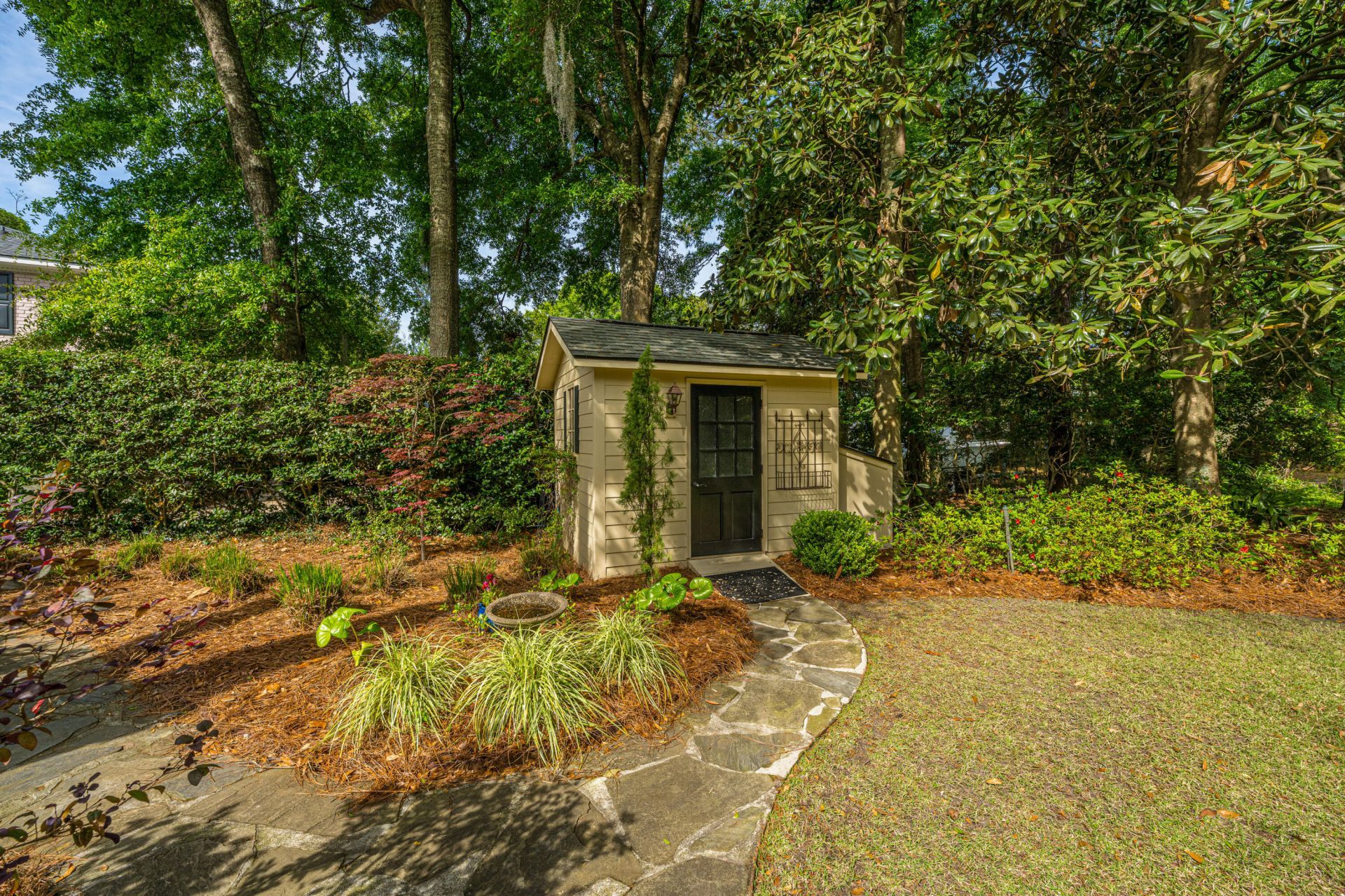 728 Creekside Drive Photo 46