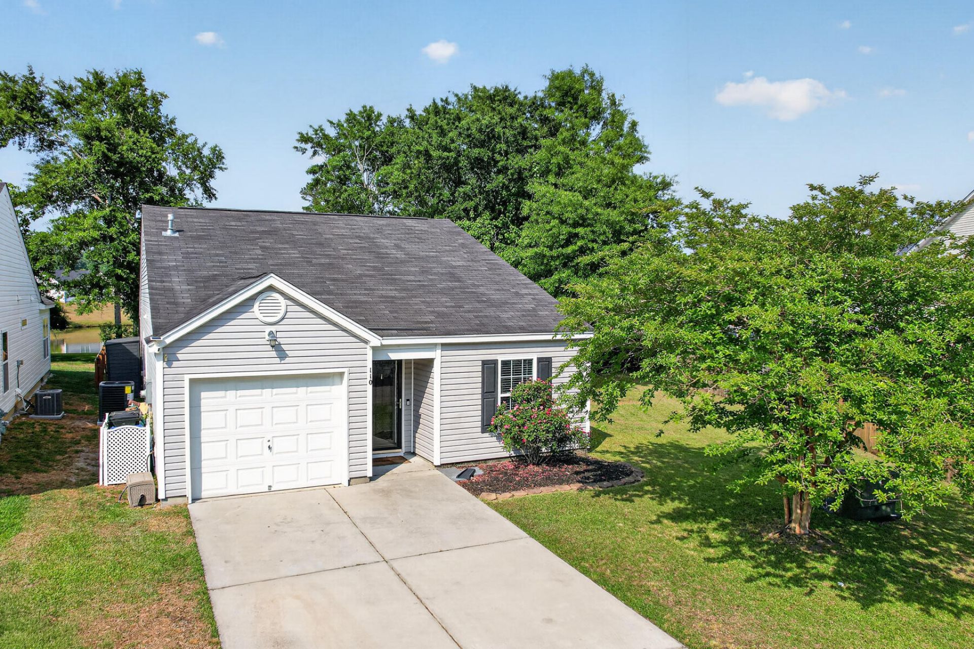 110 Coosawatchie Street Photo 4