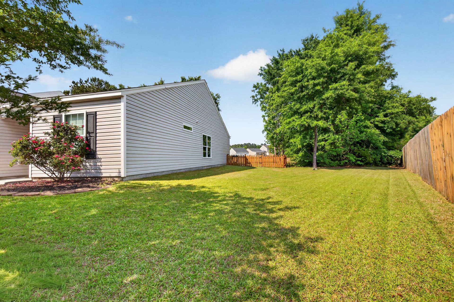 110 Coosawatchie Street Photo 6