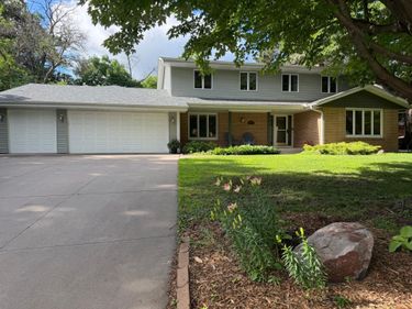 8817 Westmoreland Lane, Saint Louis Park, MN 55426