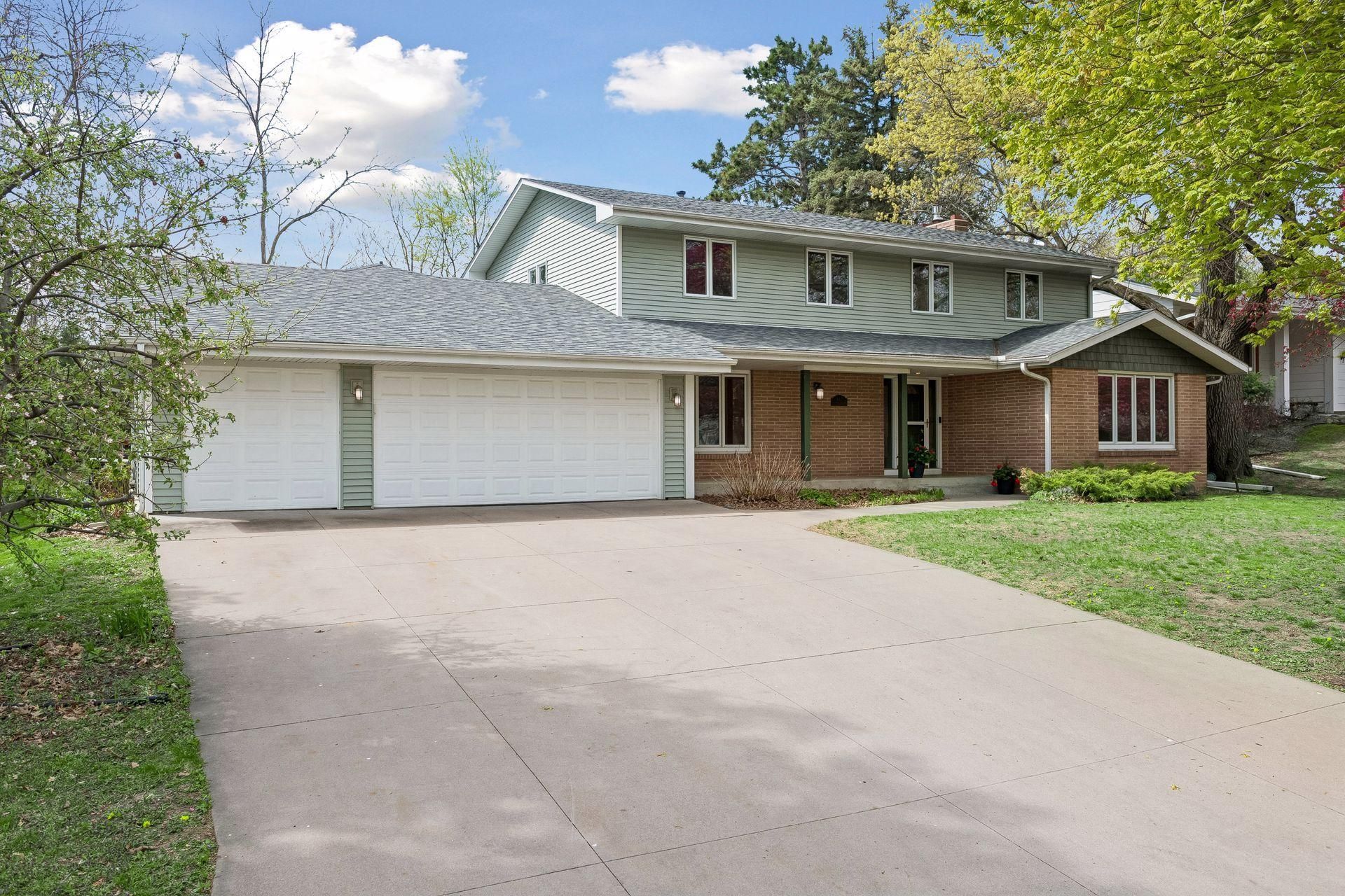 8817 Westmoreland Lane, Saint Louis Park, MN 55426