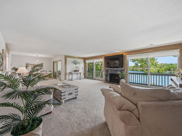 1207 Lake Shore Drive , Unit 239, Columbus, OH 43204