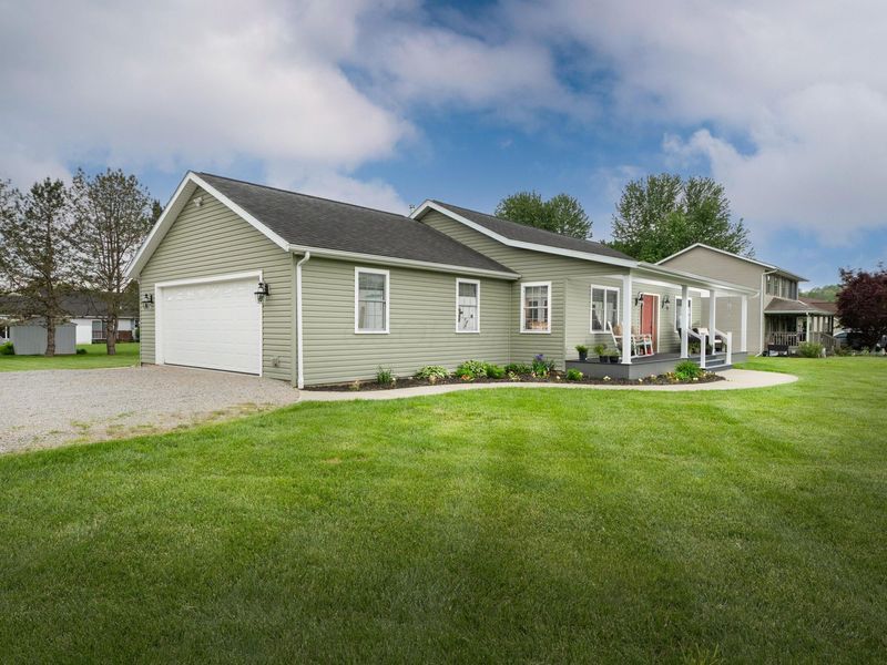 1255 Bam Lane , Zanesville, OH 43701 Photo 2
