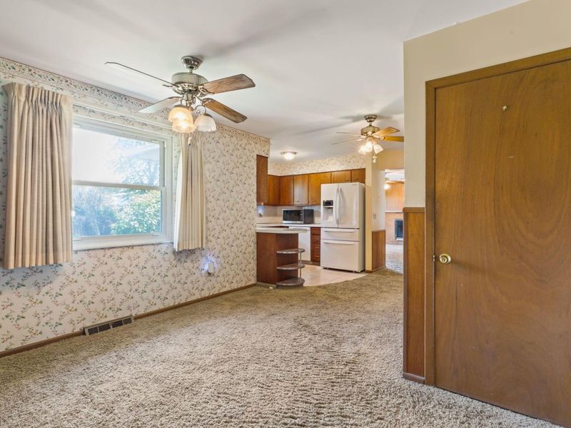 6028 Darby Lane , Columbus, OH 43229 Photo 18