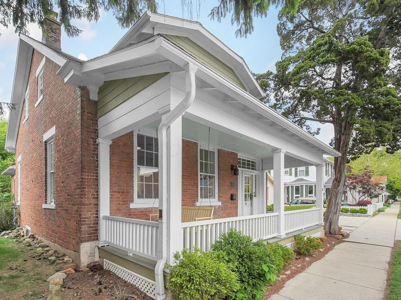 16 N High Street, Canal Winchester, OH 43110 Photo 2