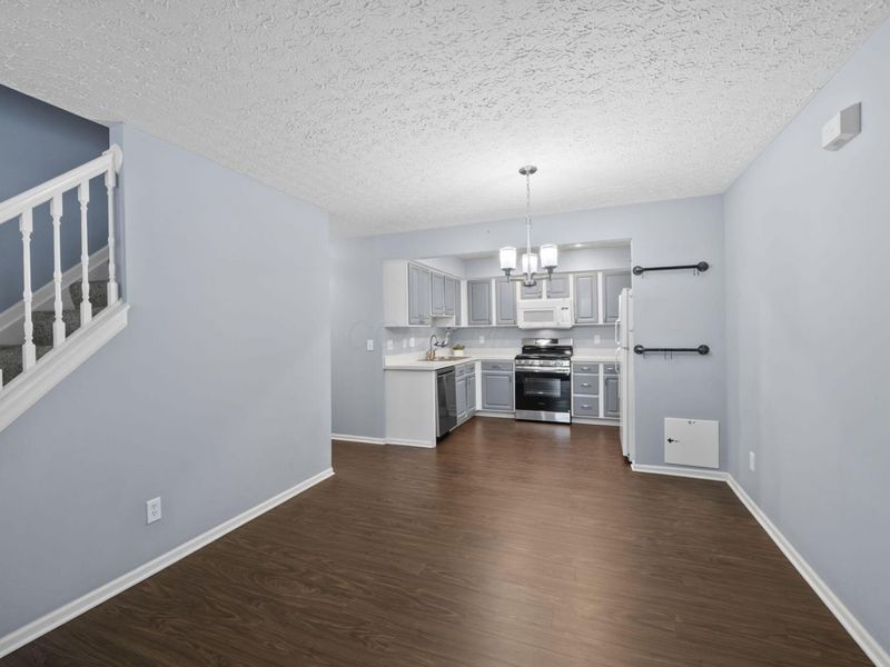 6183 Glenvillage Drive, Dublin, OH 43016 Photo 7