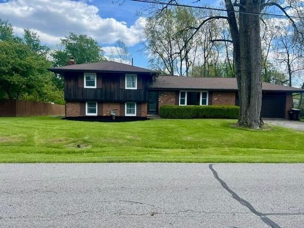 75 Hiawatha Trail, Granville, OH 43023