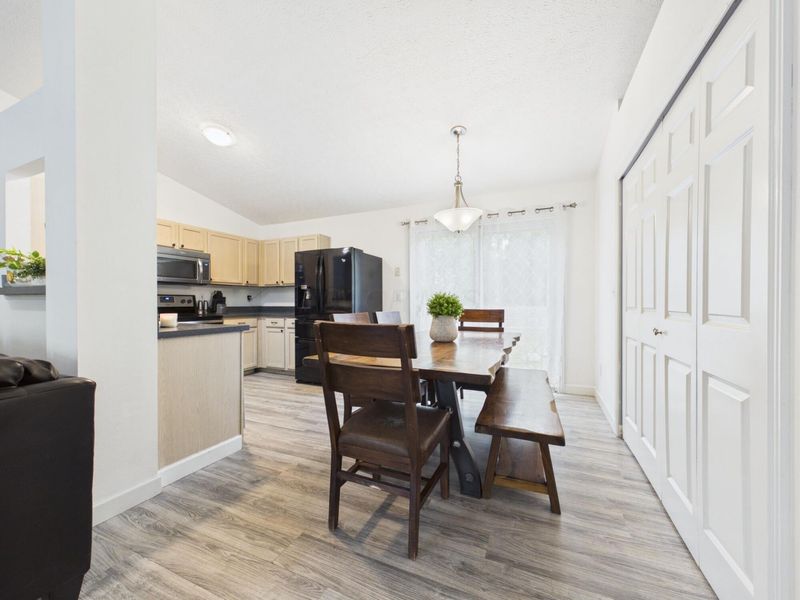 8510 Amarillo Drive , Blacklick, OH 43004 Photo 6