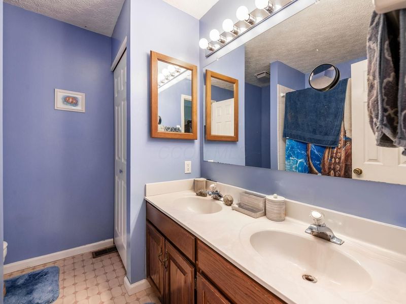 114 Highmeadow Drive , Columbus, OH 43230 Photo 27