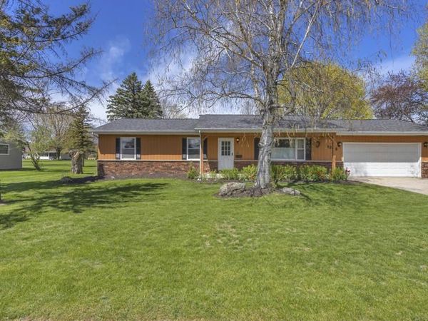 1208 Emerson AVENUE, Howards Grove, WI 53083