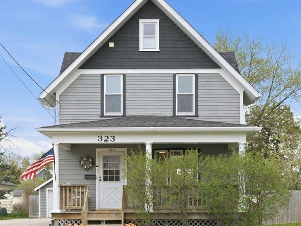 323 Worthington STREET, Oconomowoc, WI 53066
