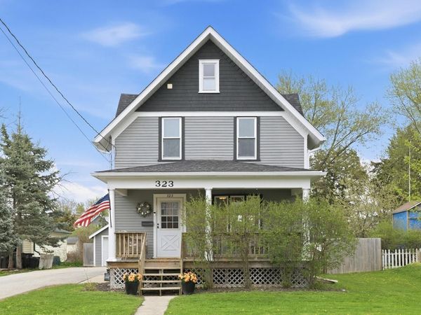 323 Worthington STREET, Oconomowoc, WI 53066