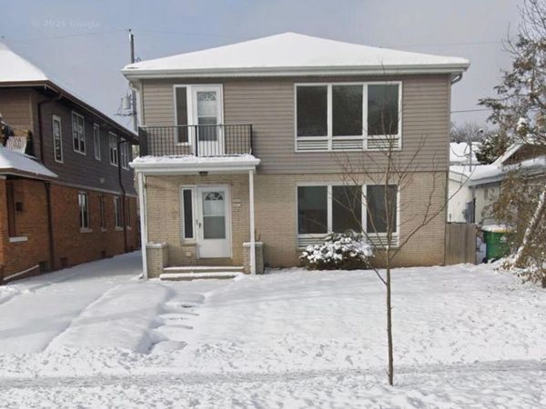 3953 Downer AVENUE, Unit 3955, Shorewood, WI 53211
