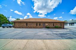 3841 Rivers Avenue  photo 4