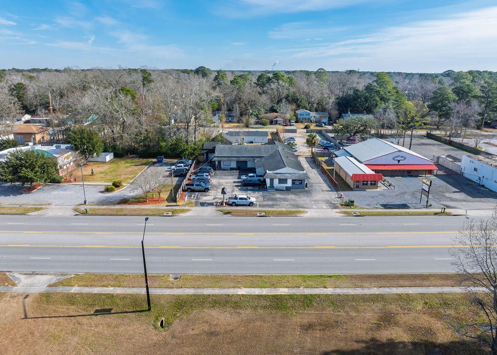 509-515 Red Bank Road  Photo 4
