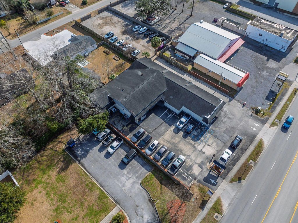 509-515 Red Bank Road  Photo 7