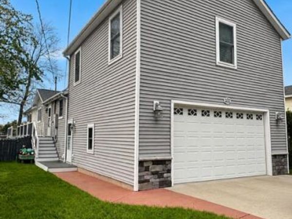 8412 Brower Lake Drive NE, Rockford, MI 49341