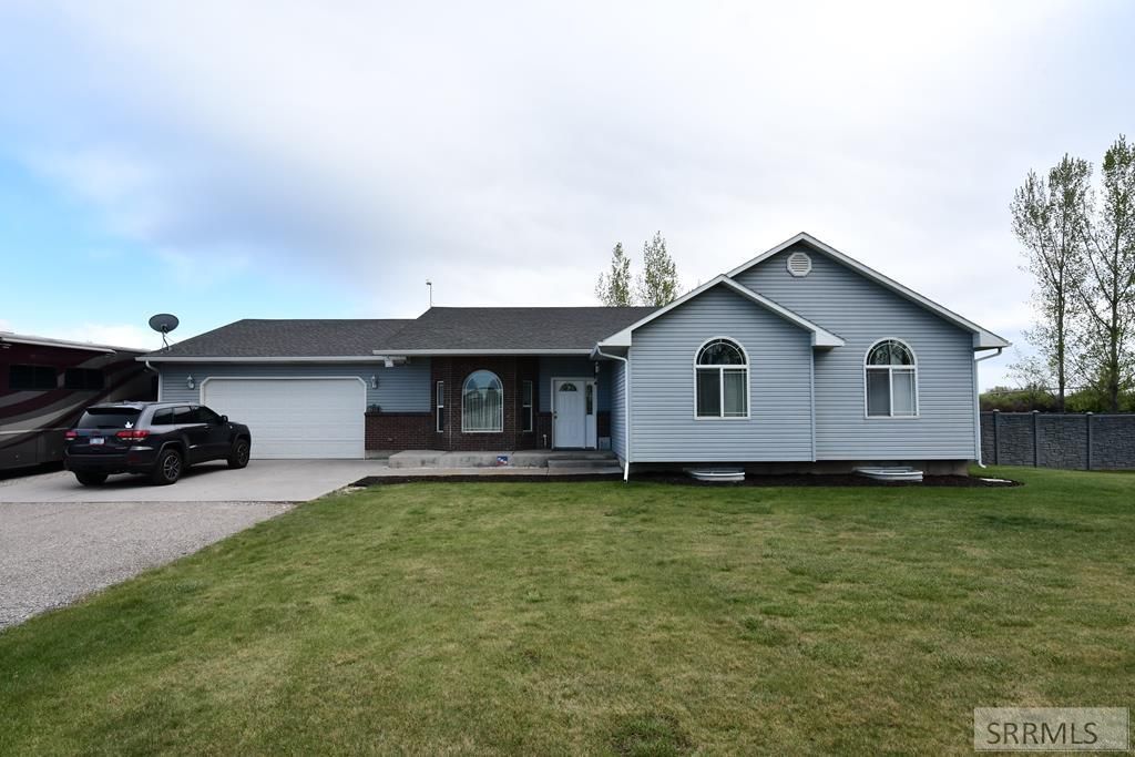 769 E 1580 N, Shelley, ID 83274 Main Photo