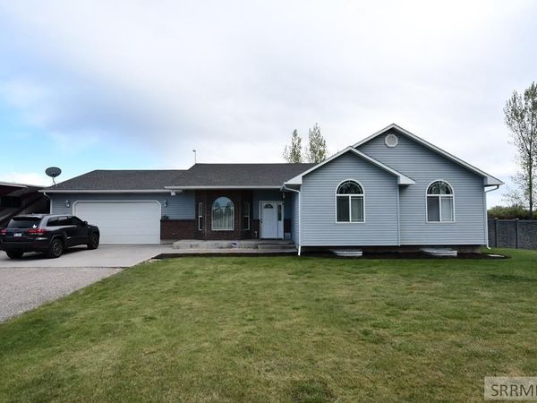 769 E 1580 N, SHELLEY, ID 83274