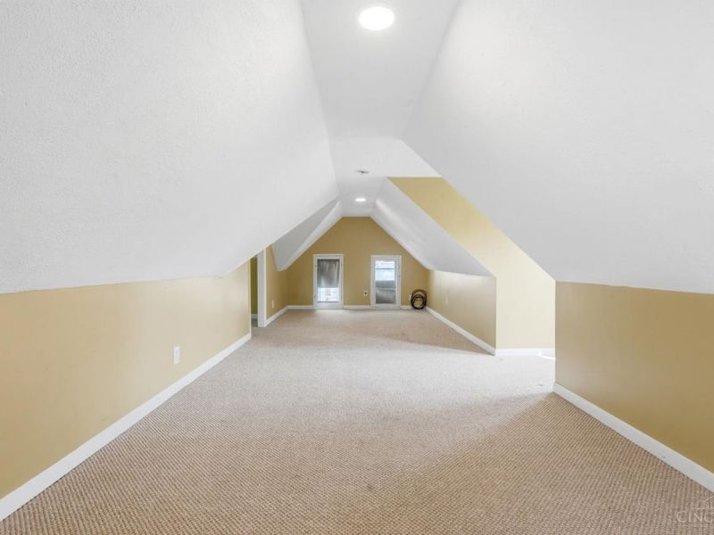 306 W Vine Street, Reading, OH 45215 Photo 19