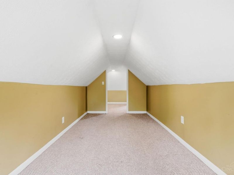 306 W Vine Street, Reading, OH 45215 Photo 22
