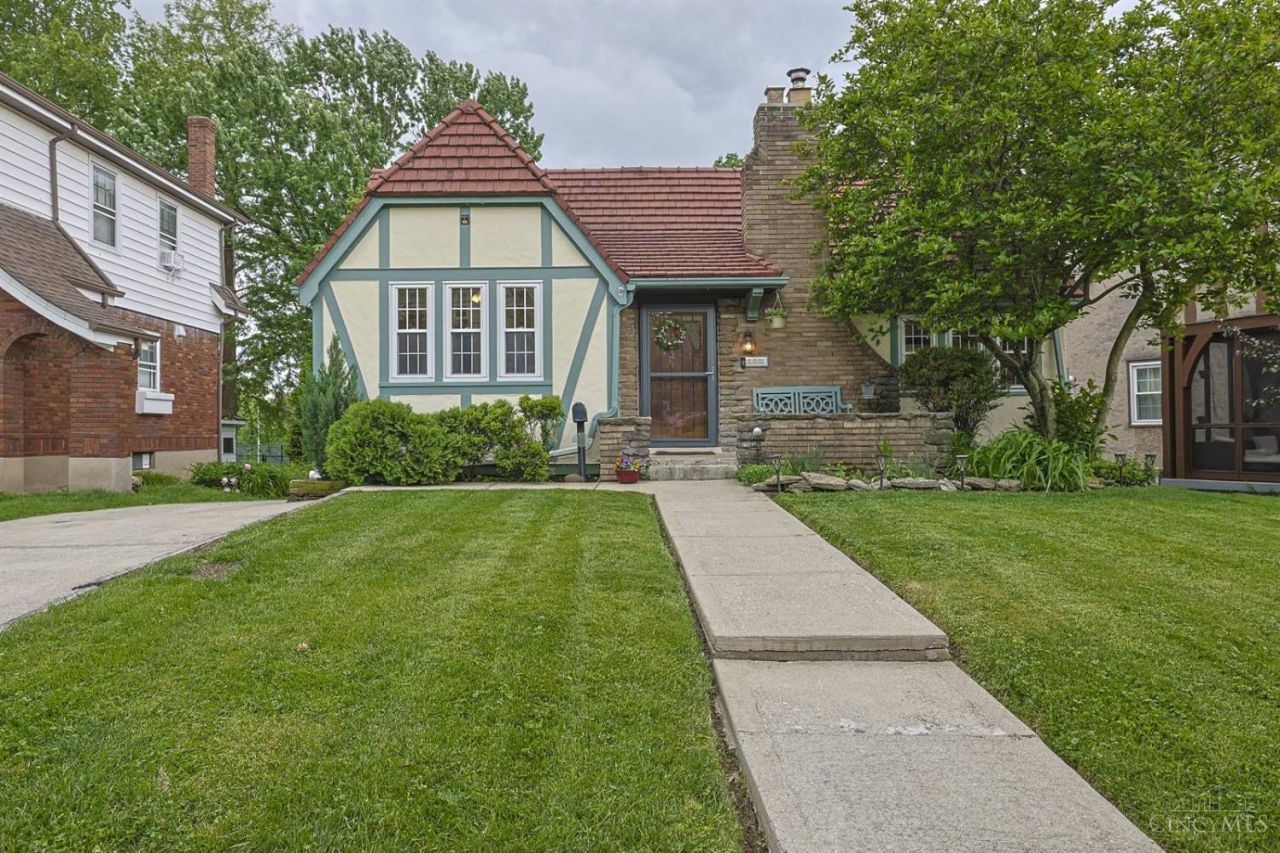 3111 Parkview Avenue, Cincinnati, OH 45213 Main Photo