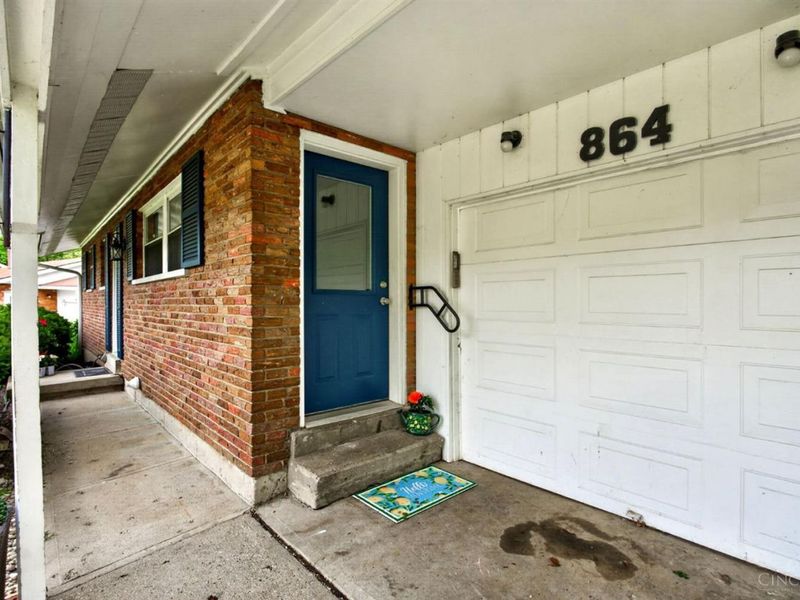 864 Fairborn Road, Forest Park, OH 45240 Photo 5