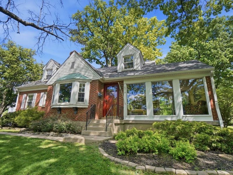 6918 Carroll Avenue, Sycamore Township, OH 45236 Photo 3