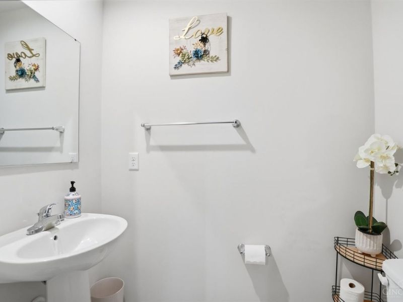 5908 Cresting Drive, Middletown, OH 45042 Photo 17