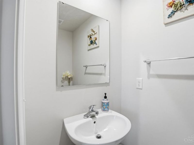 5908 Cresting Drive, Middletown, OH 45042 Photo 18