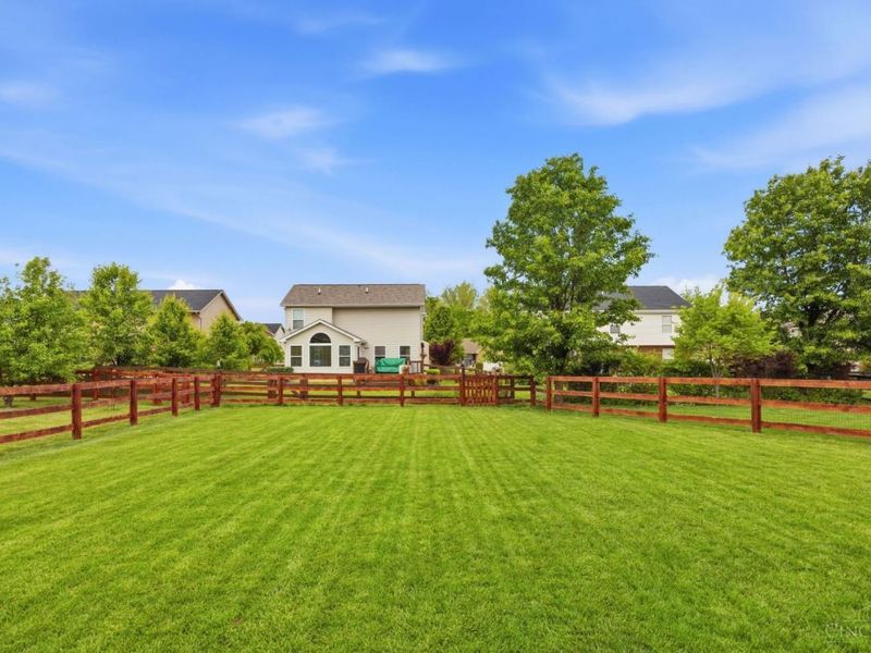 214 Scarlet Oak Drive, Monroe, OH 45050 Photo 24
