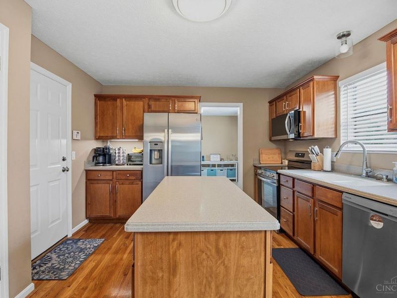 214 Scarlet Oak Drive, Monroe, OH 45050 Photo 4