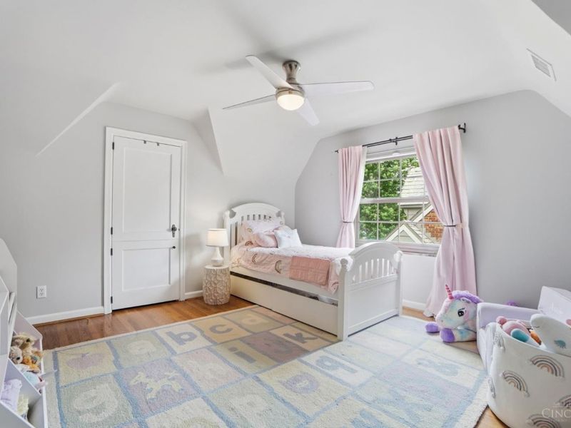 3866 Drakewood Drive, Cincinnati, OH 45209 Photo 18