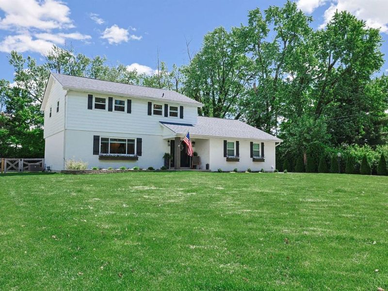 5987 Beechtop Drive, Green Township, OH 45233 Photo 2