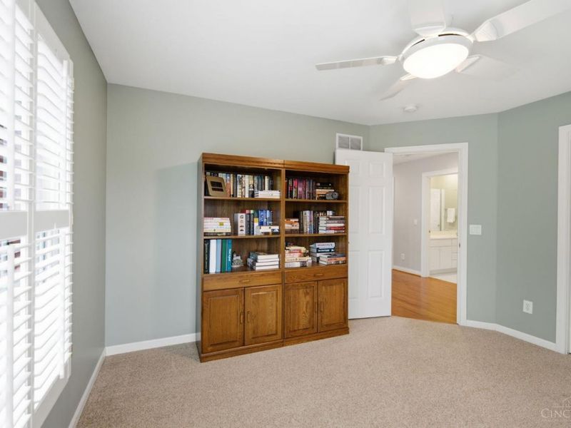 5564 Oak View Drive, Hamilton Twp, OH 45039 Photo 41
