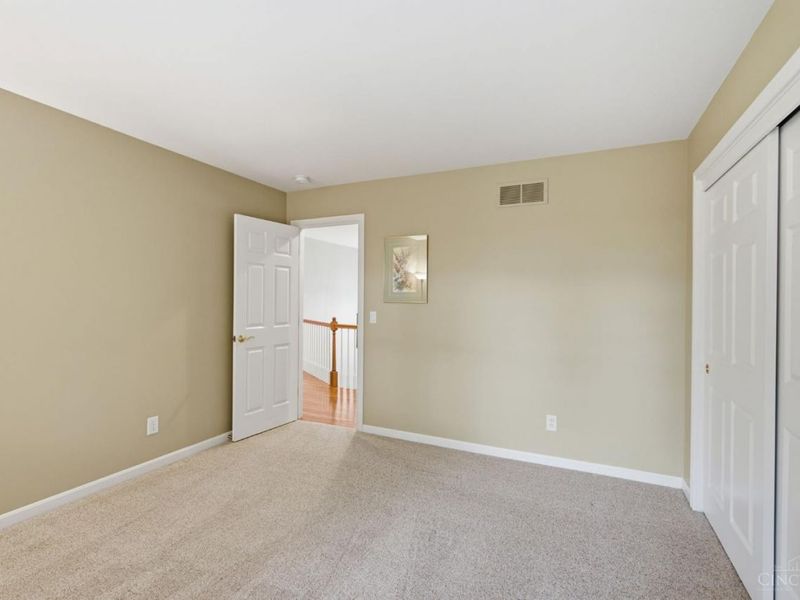 5564 Oak View Drive, Hamilton Twp, OH 45039 Photo 44